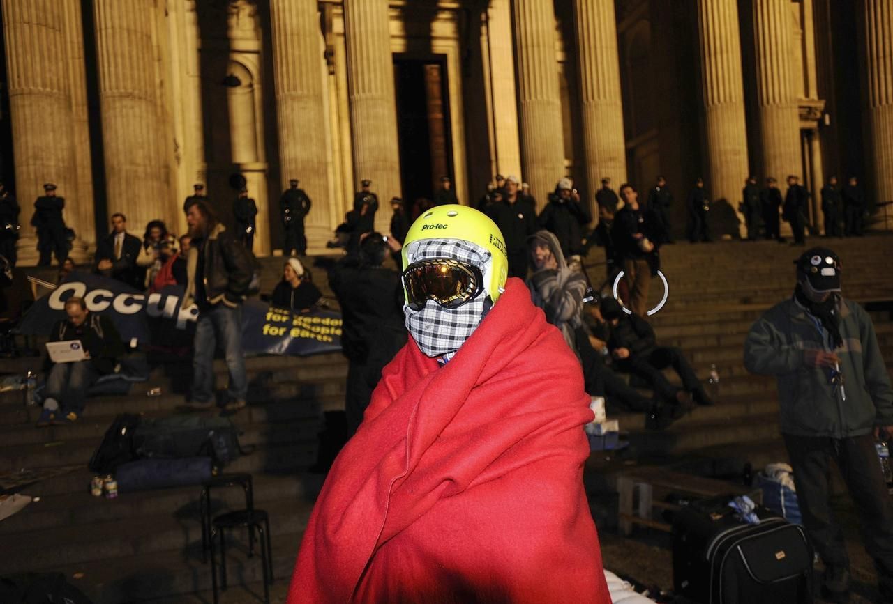 Policie vyklidila tábor demonstrantů v centru Londýna