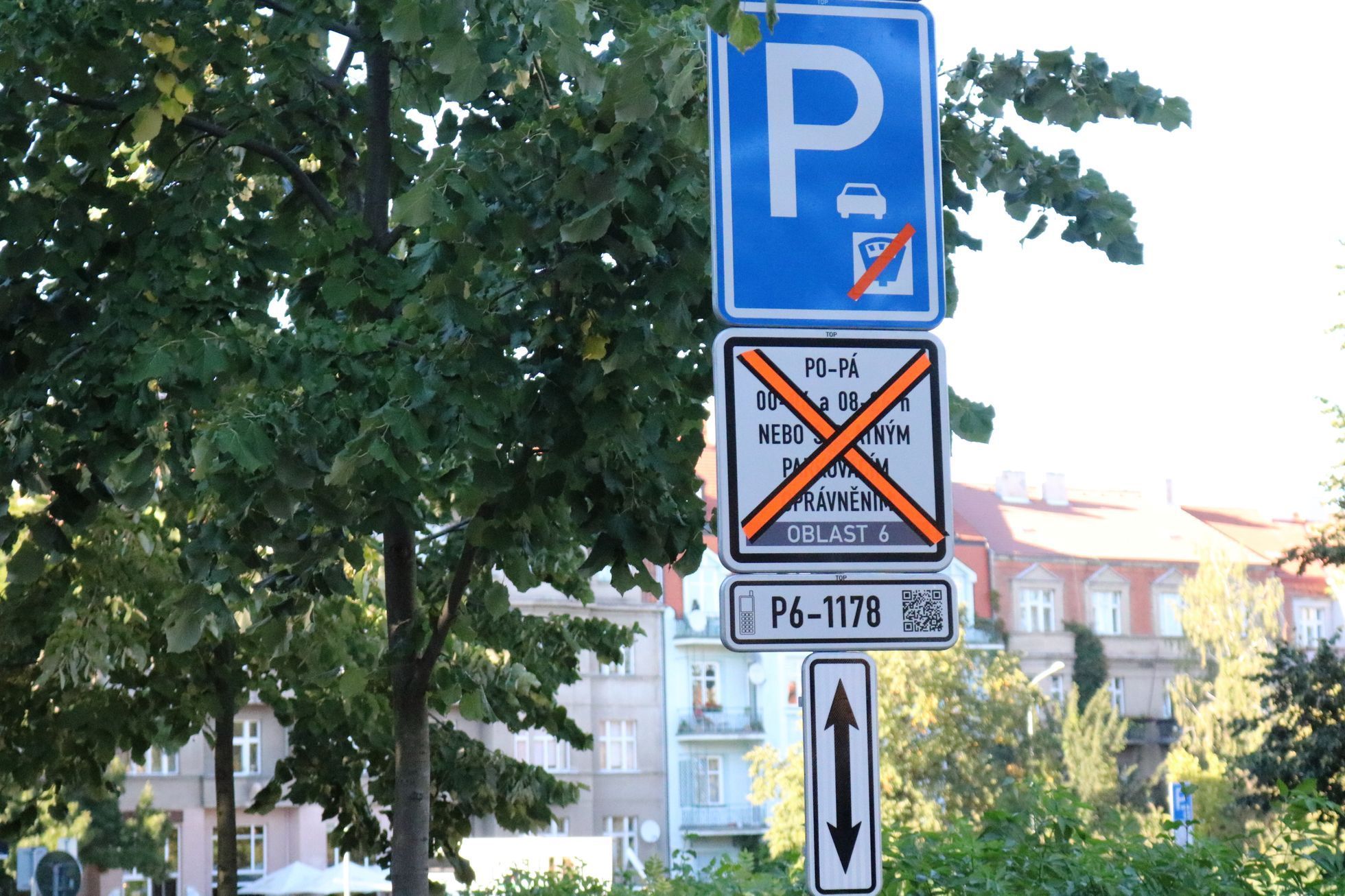 Parkovací zóny Praha 5 a 6 - přelepeno