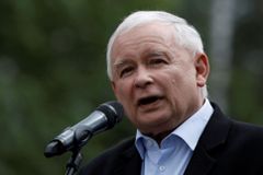 Polský prezident jmenoval Kaczynského vicepremiérem a odvolal místopředsedy vlády