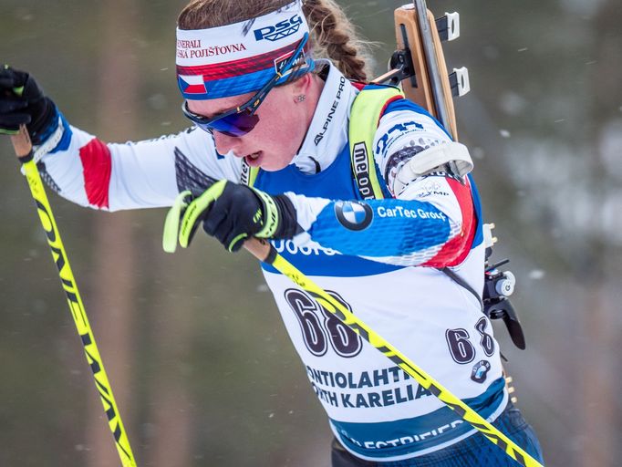 Jessica Jislová ve sprintu SP v Kontiolahti