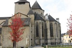 Zloději ve Francii vykradli chráněnou katedrálu. Dveře rozrazili beranidlem