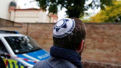 Německo, synagoga, útok