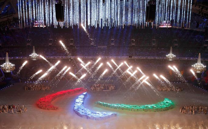 Performers take part in the opening ceremony of the 2014 Paralympic Winter Games in Sochi, March 7, 2014. REUTERS/Christian Hartmann (RUSSIA - Tags: OLYMPICS SPORT)