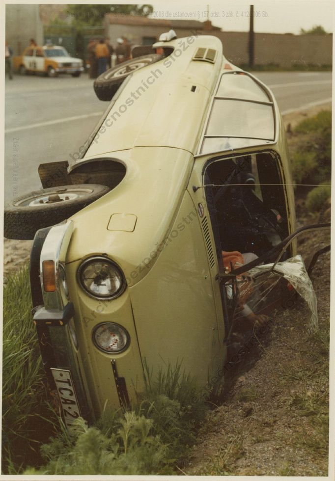 Stránka z vyšetřovacího spisu střelby a čtyřnásobné vraždy v motorestu U Kadrnožky.