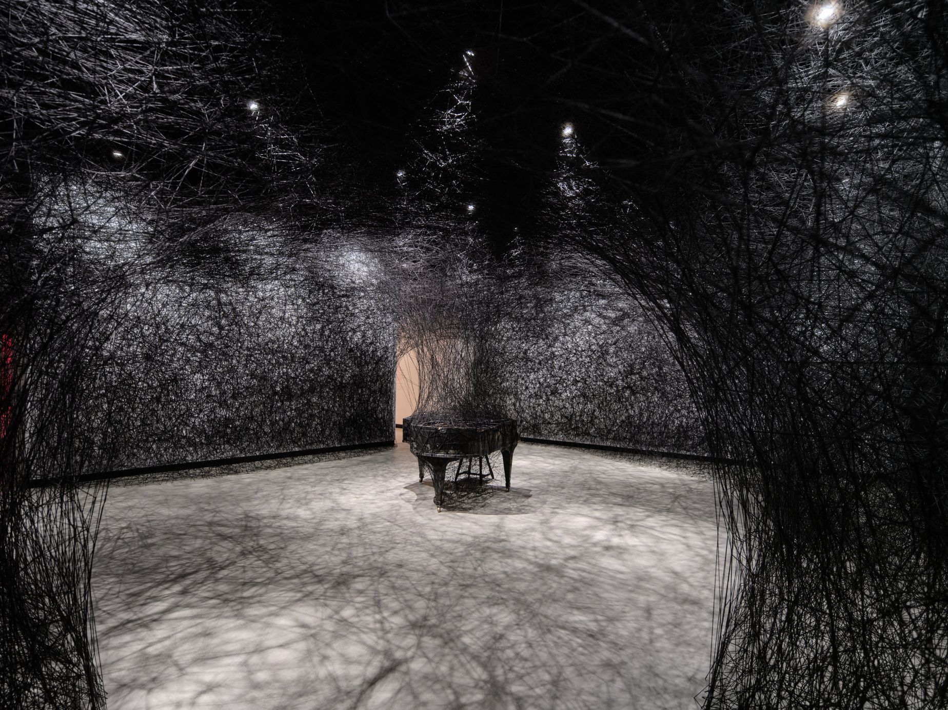 Chiharu Shiota, Kunsthalle, výstava, 2024