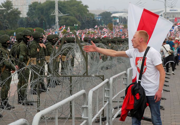 Protesty za odstoupení běloruského prezidenta Alexandra Lukašenka.