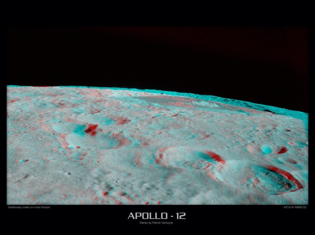 3D - Apollo 12 na Měsíci