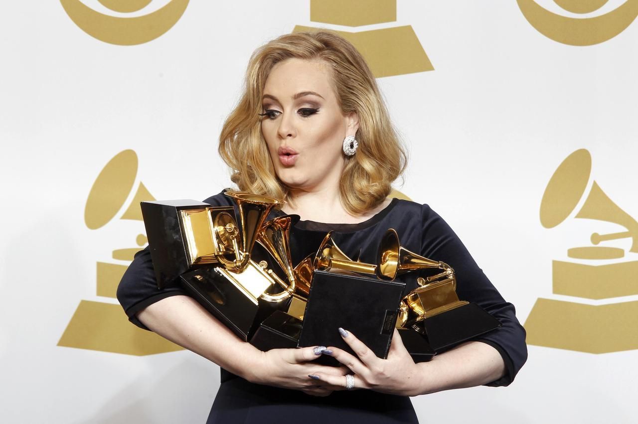 Adele a jejích šest gramofonků