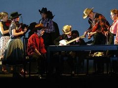 Nevyzpytatelné styly současné hudby (z představení Heinera Goebbelse Krajina se vzdálenými příbuznými)