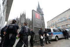 Novým útokům v Kolíně nad Rýnem na Silvestra zabrání přes 1000 policistů