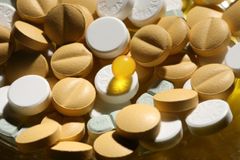 V Česku se léky prodávají dráž než v zemích EU