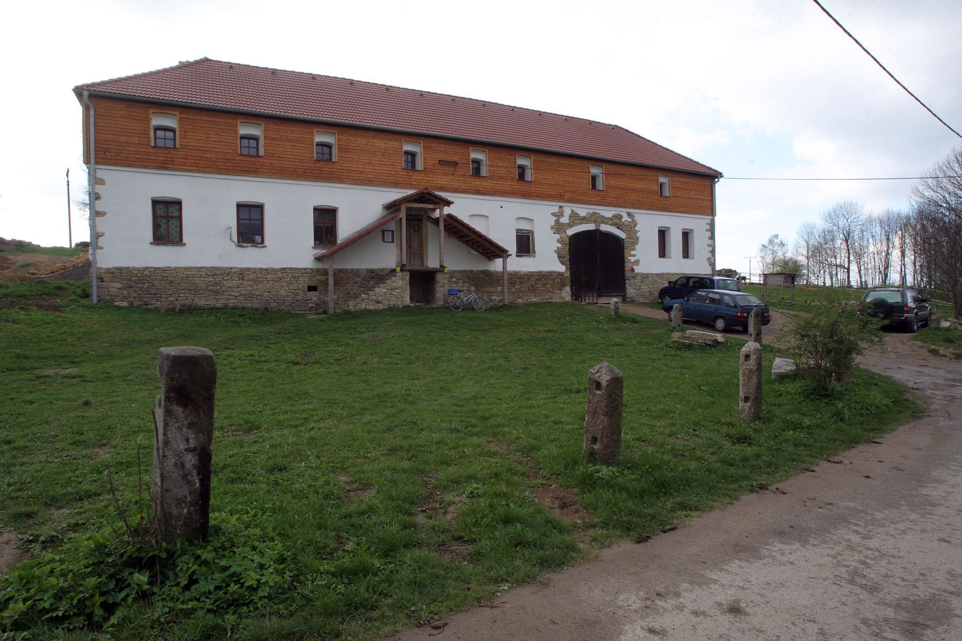 Dům na půl cesty Květná