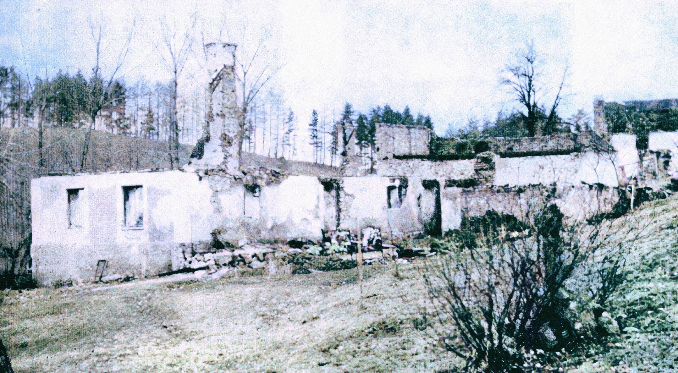 Jednorázové užití / Fotogalerie / Před 79 lety nacisté vypálili Ležáky