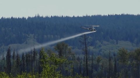 Masově používaný herbicid mu způsobil rakovinu. Jak vypadá boj s agrospolečností