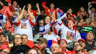 Čeští fanoušci v zápase proti Dánsku na MS v hokeji 2025 v Herningu