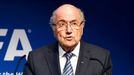 Sepp Blatter odstupuje z vedení FIFA