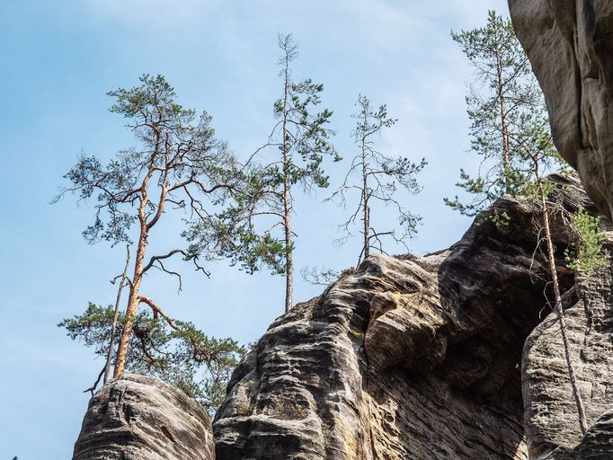 Overturismus: Turistická apokalypsa v Adršpachu během svátku Nanebezetí Panny Marie