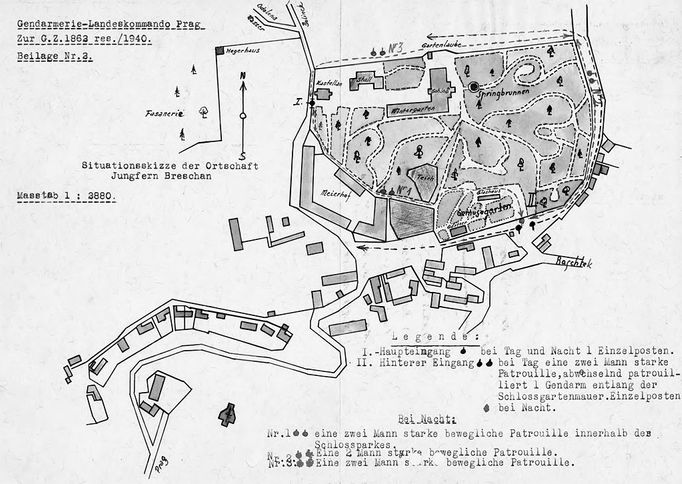 Zemské četnické velitelství Praha. K č. j. 1862 res./1940. Příloha č. 2. Situační náčrt lokality Panenské Břežany. Měřítko 1 : 2880.