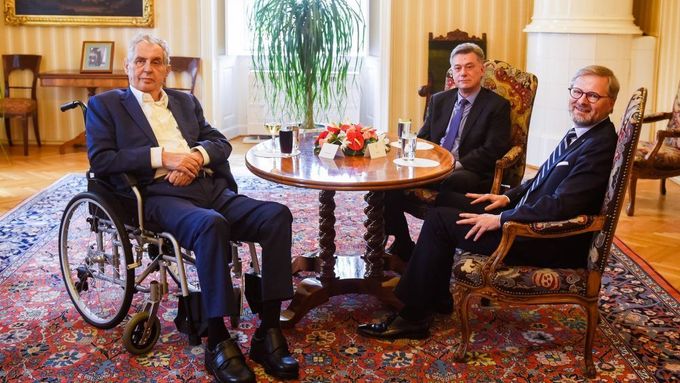 Prezident Miloš Zeman, předseda ODS Petr Fiala a poslanec Pavel Blažek