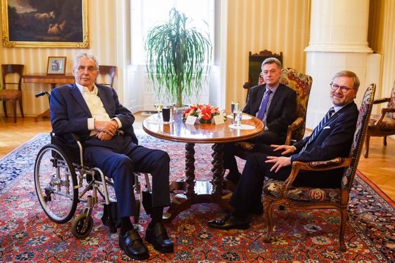 Předseda ODS Petr Fiala navštívil prezidenta Miloše Zemana s poslancem Pavlem Blažkem letos v červnu a znovu v září.