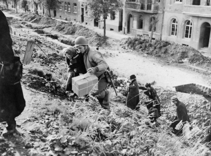 Bitva o Cáchy. Německo, Říjen 1944.