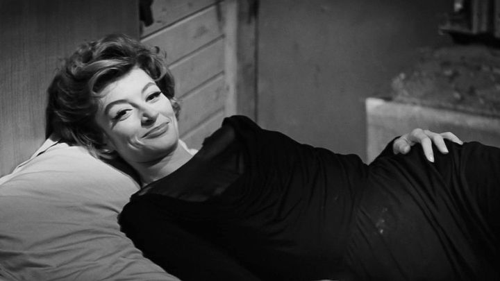 Je lepší toužit než mít, říkala. Zemřela Anouk Aimée, hvězda filmu Sladký život