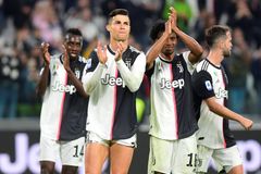 Juventus si doma poradil s Boloňou a upevnil si první místo. Krejčí hrál celý zápas