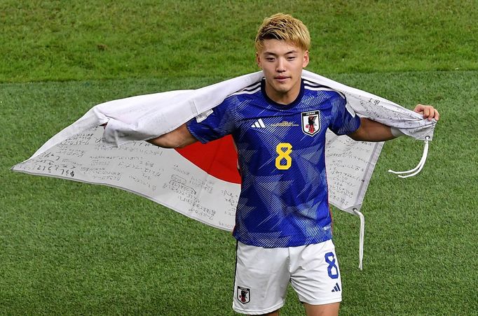 Ricu Doan slaví vítězství v zápase MS 2022 Japonsko - Španělsko