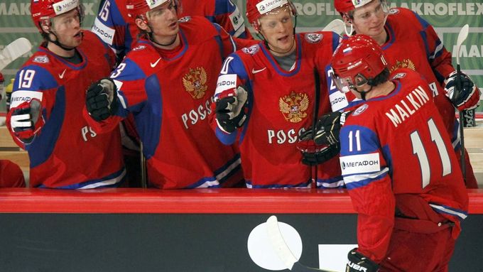 MS v hokeji 2012: Lotyšsko - Rusko (Malkin, radost)