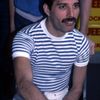 Freddie Mercury, Queen, 1982