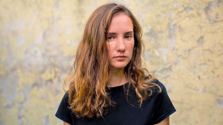 Eliška Křenková: Rozhovor o filmech Atlas ptáků i Marťanské lodě - Vimarsana News
