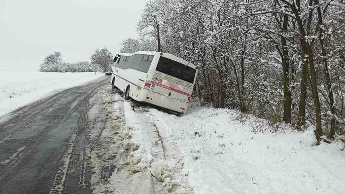 Nehoda autobusu na jižní Moravě.