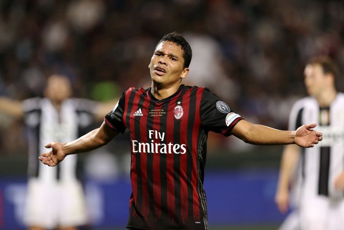 Juventus - AC MIlán, italský Superpohár 2016. Carlos Bacca