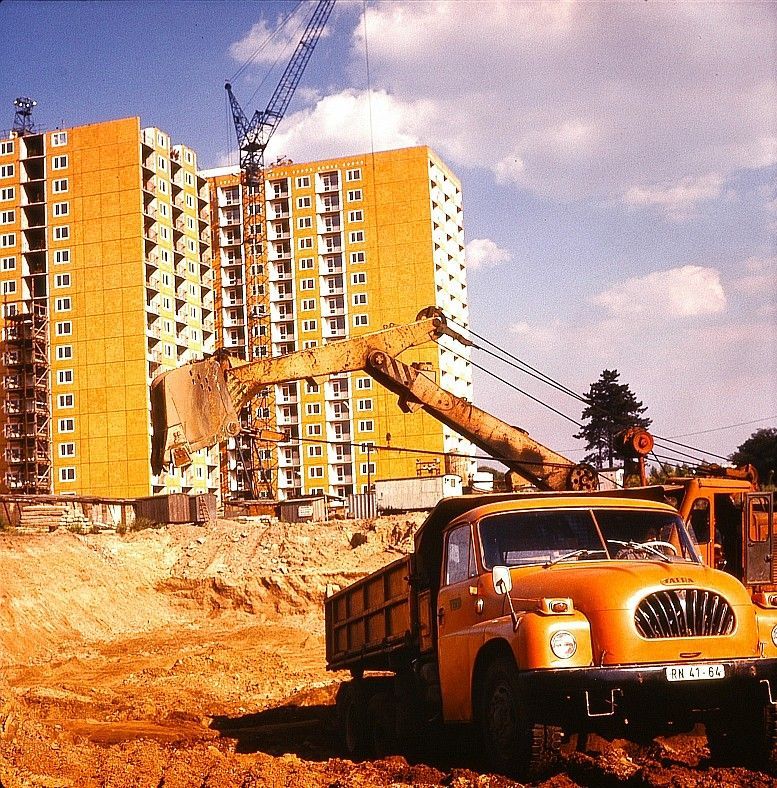 Tatra 138