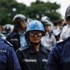 Střety demonstrantů s policisty v Hongkongu - 1. prosince