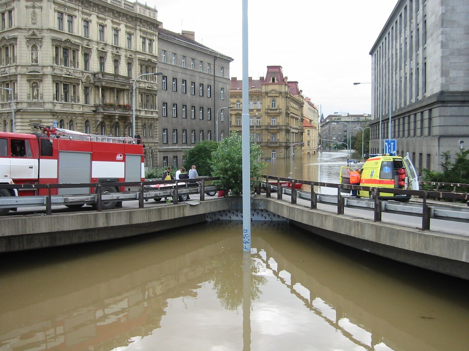 Foto: Tak povodně v roce 2002 zasáhly pražské metro
