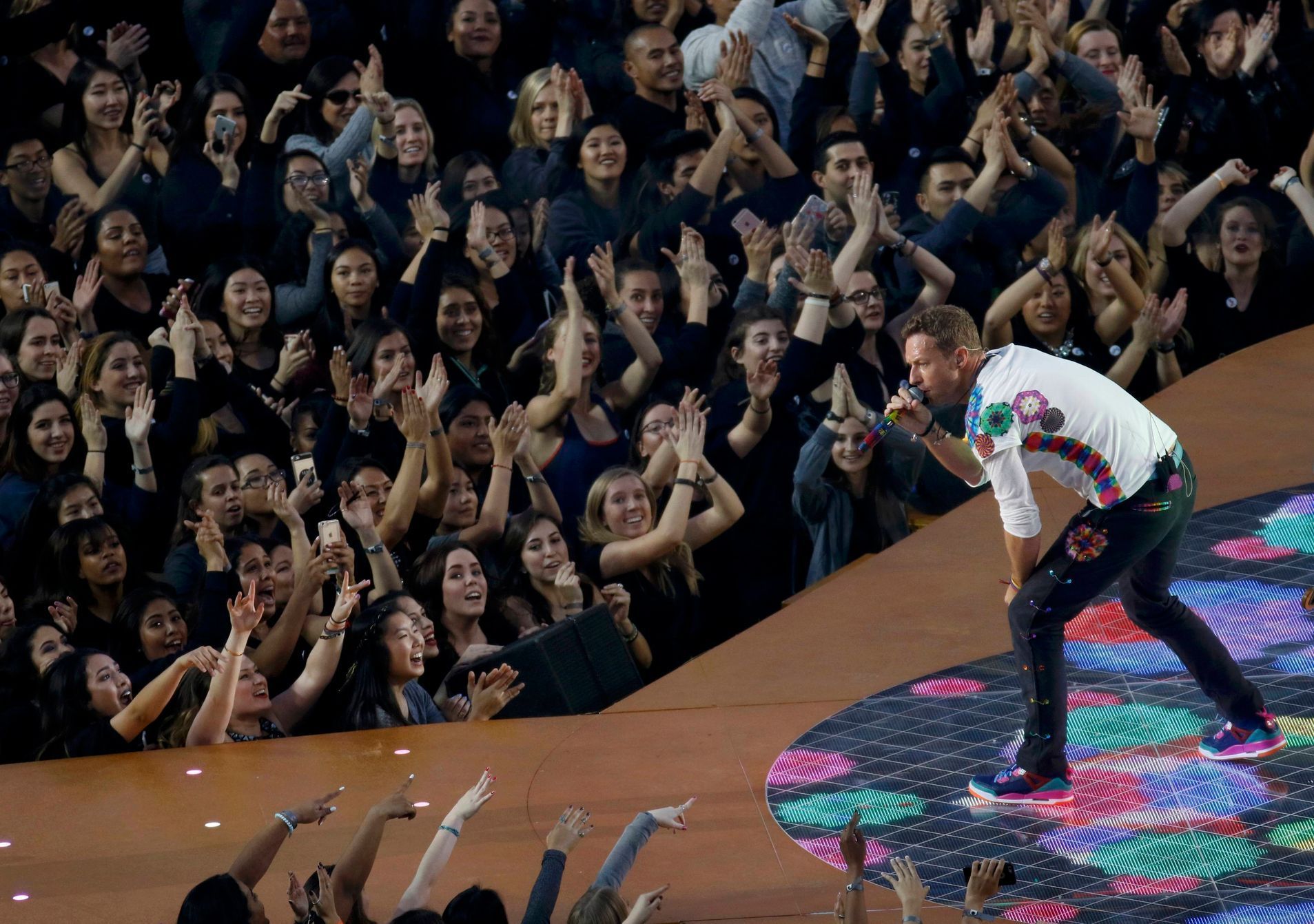 NFL 50: Chris Martin, zpěvák Coldplay