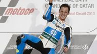 Do hry o nejvyšší příčky bude určitě chtít zasáhnout také mistr světa Moto2 Pol Espargaro, který by moc rád zopakoval nováčkovský triumf Marqueze. Bude to mít těžké, Yamaha ho prozatím nasadila do svého béčka - stáje Tech 3.