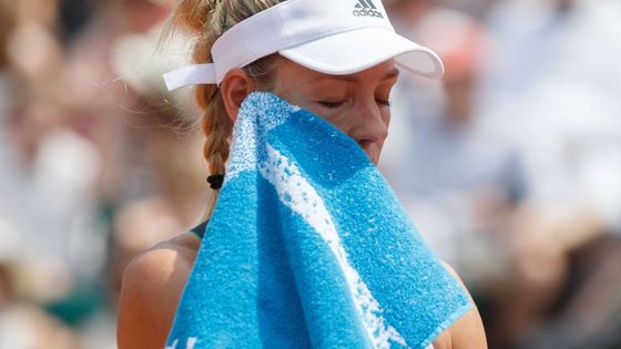 Angelique Kerberová je zatím největší "šajbou", která v prvním kole opustila French Open