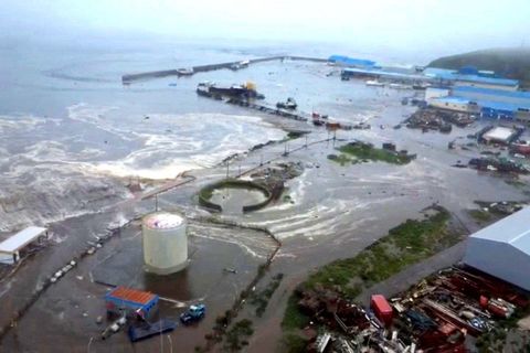 Zemětřesení, tsunami, Rusko, Japonsko, USA
