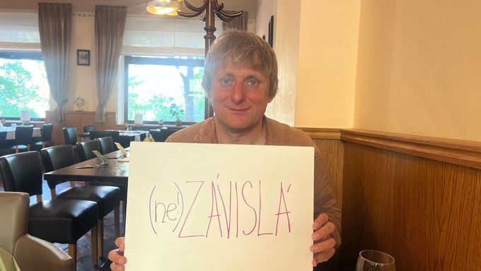 Herec Lukáš Pavlásek byl hostem v podcastu (ne!)ZÁVISLÁ.