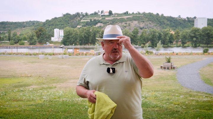 Doktore, poraďte!: Jak poznat úpal a úžeh? Pacient má bolehlav, křeče a studenou kůži; Zdroj foto: Jakub Zuzánek