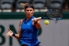 Živě: Šafářová otočila v Budapešti druhou sadu proti Sasnovičové a zahraje si semifinále