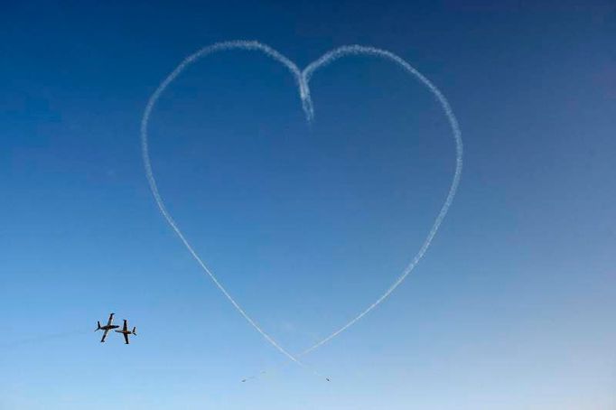 Izraelský IAF Aerobatic Team.