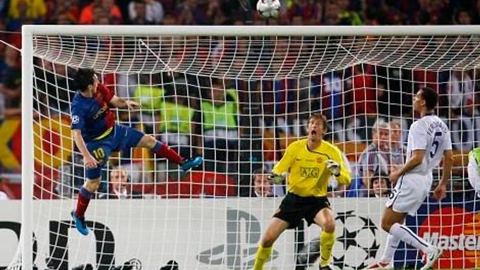 Edwin Van der Saar ve finále Ligy mistrů proti Barceloně