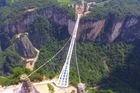 Galerie: Nejdelší, nejvyšší, nejstarší a nejzajímavější mosty na světě, v Evropě a Česku