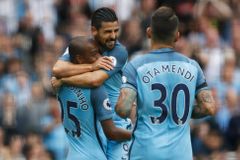 Manchester City porazil 3:1 West Ham, Sterling dal dva góly