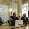 TK Josefa Dobeše k rezignaci