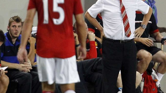 Alex Ferguson bude svého kapitána postrádat kvůli tomu, že si Vidič v Basileji poranil kolenní vazy