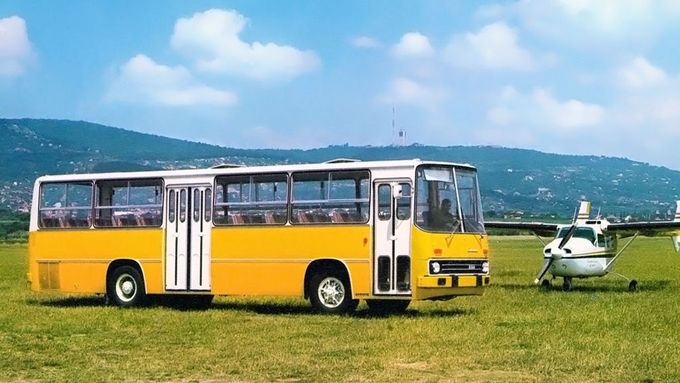 Řada 200 maďarského Ikarusu je jedním z nejrozšířenějších autobusů na světě.